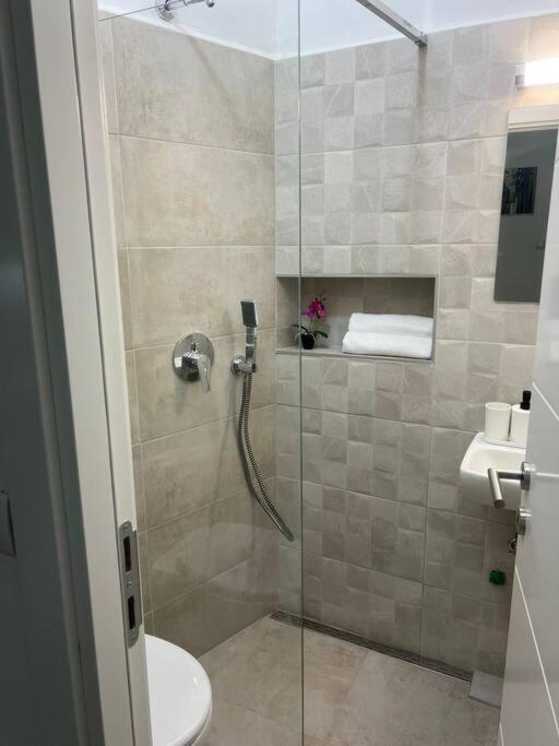 Sany Center Apartment Belgrado Buitenkant foto